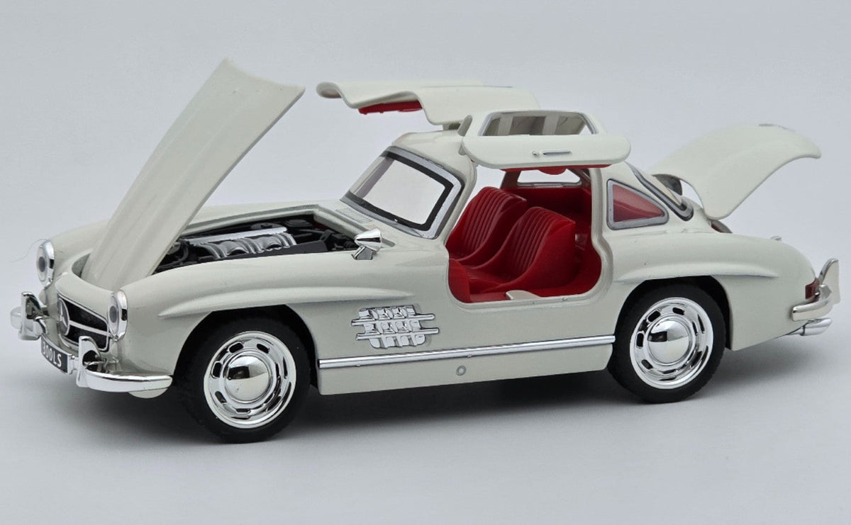 1954 Mercedes-Benz 300SL 1:24  diecast scale model car collectible