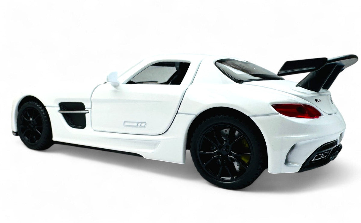Mercedes-Benz SLS AMG 1:24  diecast scale model car collectible
